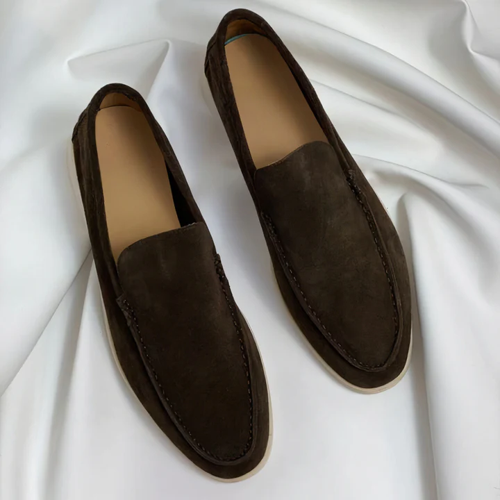 Classic Suède Loafers