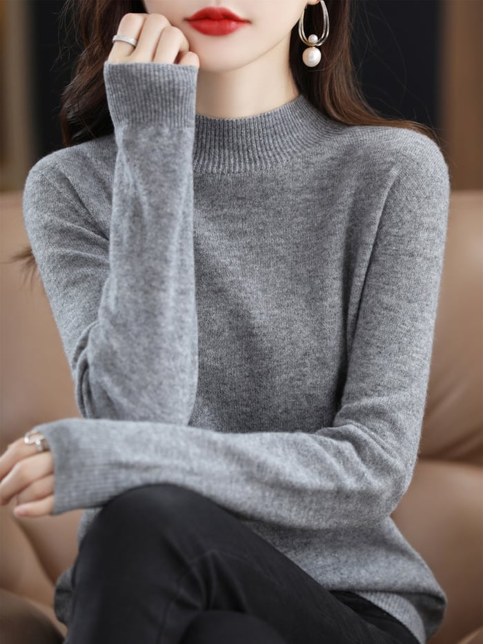 Claire | Cashmere Turtleneck Sweater