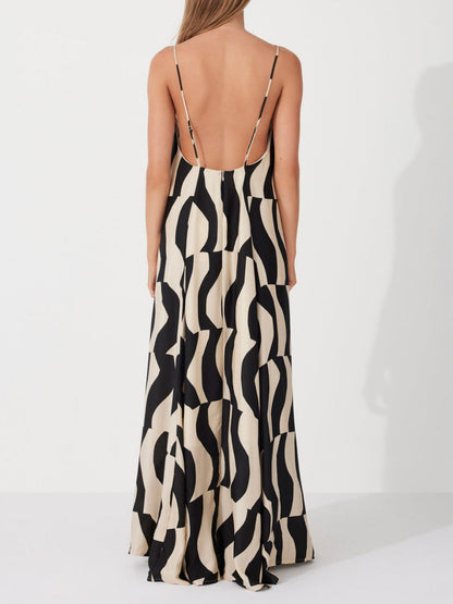 Relaxed Fit Scooped Back Style Maxi Dress